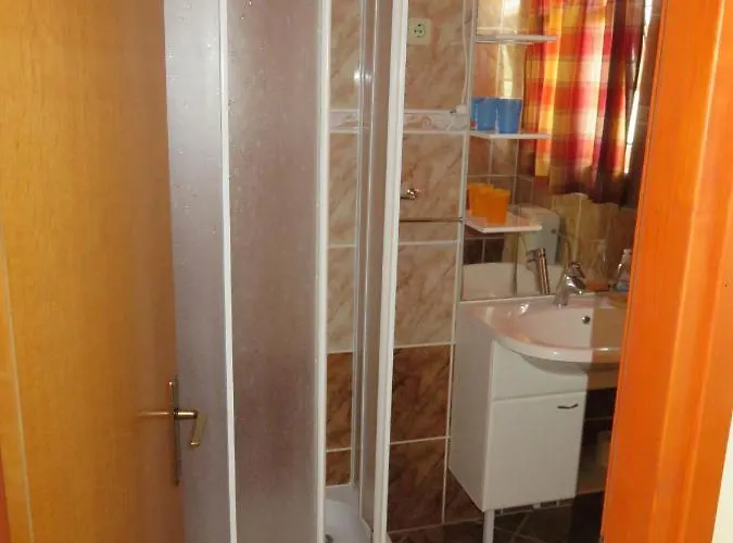 Апартаменты With Parking Space - 18389 *